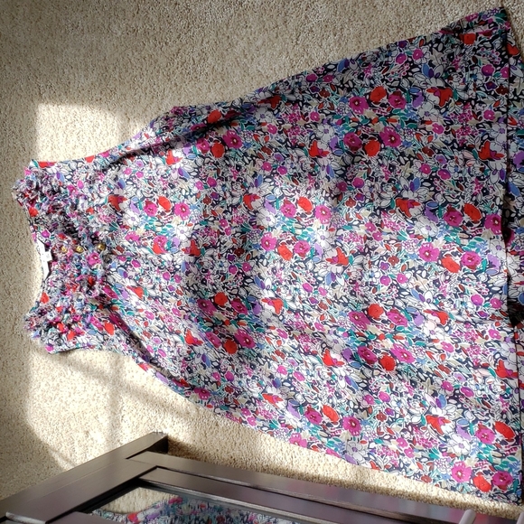 CAbi Size M Floral Top - Picture 1 of 5
